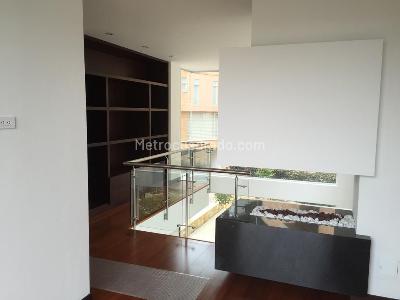 Casa de 3 alcobas en venta en Niza Suba, Bogotá, 336 m² · foto 13 de 20