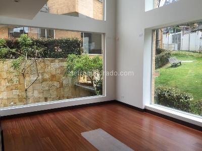 Casa de 3 alcobas en venta en Niza Suba, Bogotá, 336 m² · foto 15 de 20