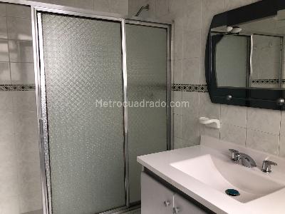 Apartamento de 3 alcobas en venta en Chico, Bogotá, 229 m² · foto 17 de 19