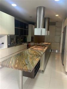 Apartamento de 3 alcobas en venta en Chico Virrey, Bogotá, 177 m² · foto 7 de 20