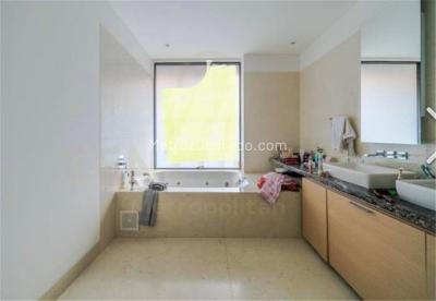 Apartamento de 3 alcobas en venta en Chico Virrey, Bogotá, 177 m² · foto 5 de 20