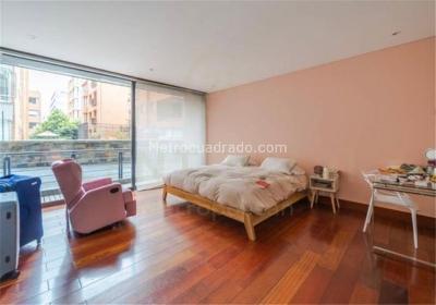 Apartamento de 3 alcobas en venta en Chico Virrey, Bogotá, 177 m² · foto 16 de 20