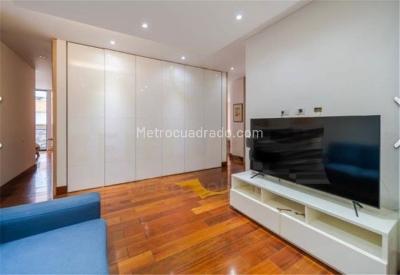 Apartamento de 3 alcobas en venta en Chico Virrey, Bogotá, 177 m² · foto 17 de 20