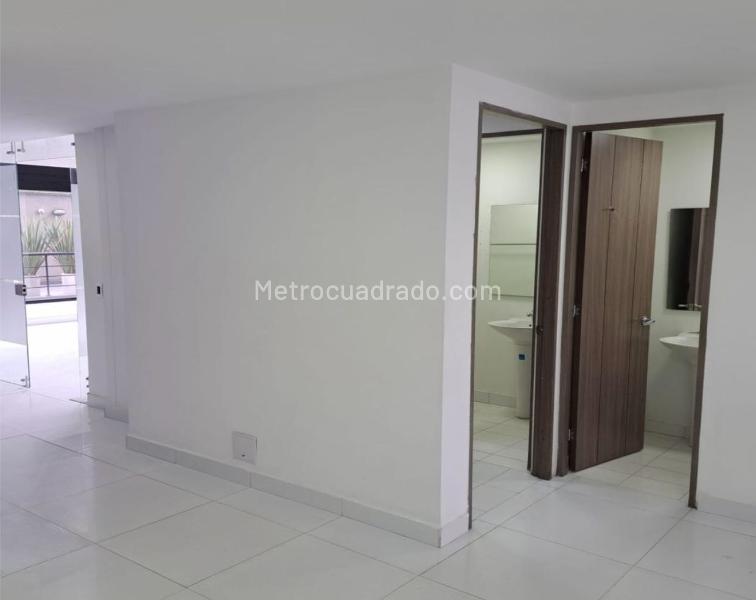 Local Comercial en Arriendo, PARQUE DEL CHICO, Bogotá D.C. - Więcej