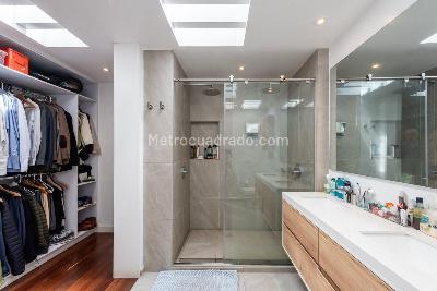 Apartamento en venta en Las Rosales, Bogotá · foto 8 de 20