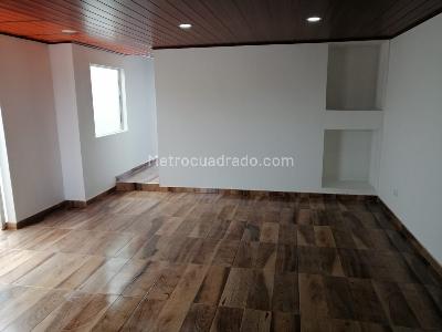 Casa de 5 alcobas en venta en Americas Central, Bogotá, 570 m² · foto 15 de 20