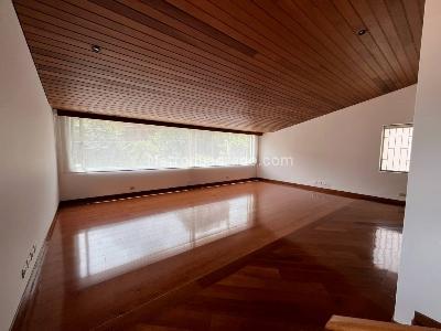 Casa de 4 alcobas en venta en Santa Barbara Alta, Bogotá, 740 m² · foto 14 de 20