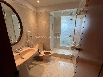 Casa de 4 alcobas en venta en Santa Barbara Alta, Bogotá, 740 m² · foto 19 de 20