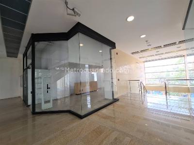 Local Comercial en Arriendo, El Retiro, Bogotá D.C.