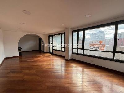 Apartamento en venta en Los Rosales, Bogotá · foto 2 de 20