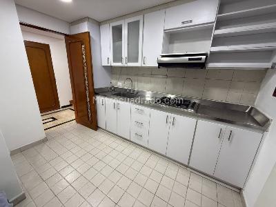 Apartamento en venta en Los Rosales, Bogotá · foto 7 de 20