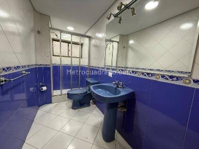 Apartamento en venta en Los Rosales, Bogotá · foto 8 de 20