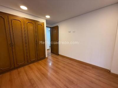 Apartamento en venta en Los Rosales, Bogotá · foto 14 de 20