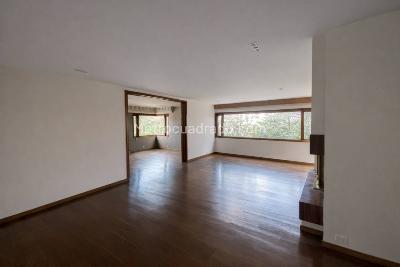 Apartamento de 3 alcobas en venta en Los Rosales, Bogotá, 287 m² · foto 7 de 15