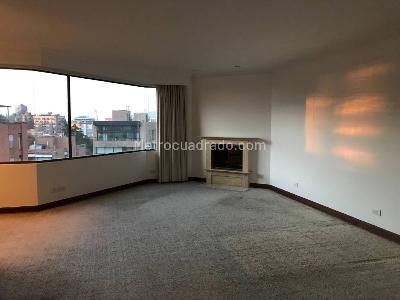 Apartamento de 3 alcobas en arriendo en La Cabrera, Bogotá, 329 m² · foto 15 de 20