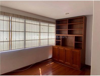 Apartamento de 3 alcobas en arriendo en Chico, Bogotá, 204 m² · foto 6 de 20