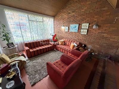 Casa de 4 alcobas en venta en Niza Suba, Bogotá, 287 m² · foto 2 de 19