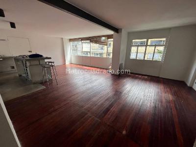 Apartamento de 1 alcoba en venta en La Macarena, Bogotá, 69 m² · foto 8 de 14