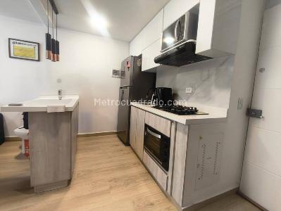 Apartamento en arriendo en Candelaria, Bogotá · foto 4 de 20