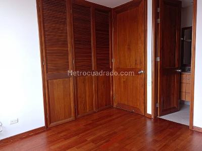 Apartamento en arriendo en La Tomatera, Medellín · foto 18 de 20
