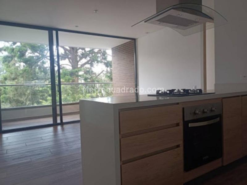 2BR Apartment in Loma Del Escobero (86 m²)