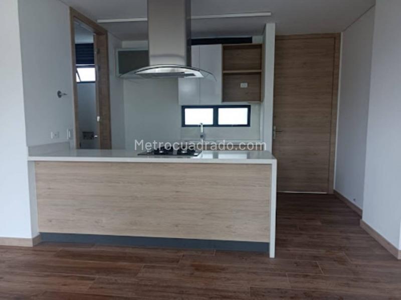 2BR Apartment in Loma Del Escobero (86 m²) - 3
