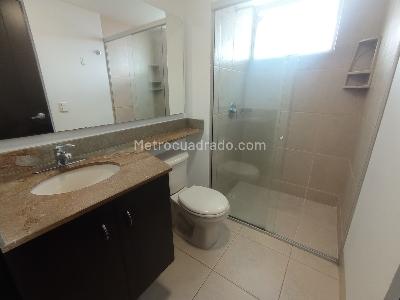 Apartamento de 2 alcobas en arriendo en Los Balsos, Medellín, 86 m² · foto 12 de 15