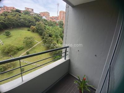 Apartamento de 3 alcobas en venta en El Rincon, Medellín, 68 m² · foto 17 de 20