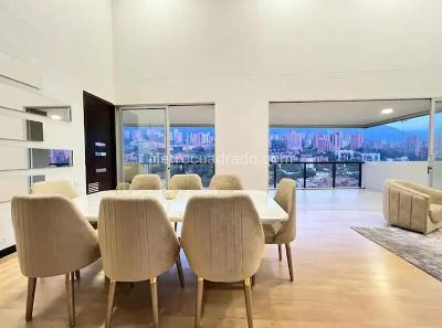 Apartamento de 4 alcobas en venta en El Poblado, Medellín, 389 m² · foto 2 de 20