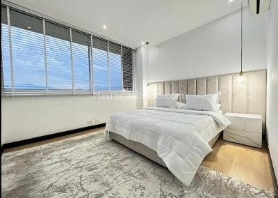 Apartamento de 4 alcobas en venta en El Poblado, Medellín, 389 m² · foto 15 de 20