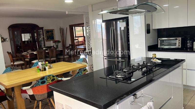 Apartamento Hermoso de 4 Alcobas en Loma de Los González - 5