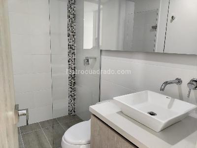 Apartamento en arriendo en Loma De Las Brujas, Envigado · foto 17 de 18