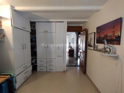 Apartamento de 5 alcobas en venta en Patio Bonito, Medellín, 180 m² · foto 7 de 20