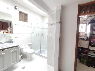 Apartamento de 5 alcobas en venta en Patio Bonito, Medellín, 180 m² · foto 12 de 20