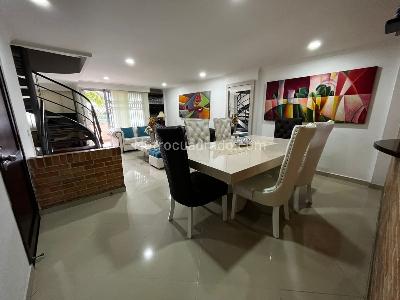 Apartamento de 4 alcobas en venta en Laureles, Medellín, 176 m² · foto 4 de 20