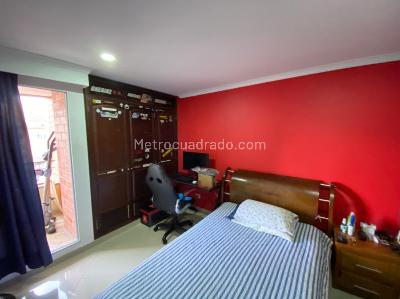 Apartamento de 4 alcobas en venta en Laureles, Medellín, 176 m² · foto 15 de 20