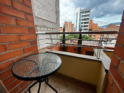 Apartamento de 4 alcobas en venta en Laureles, Medellín, 176 m² · foto 19 de 20