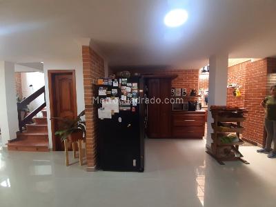 Casa de 4 alcobas en venta en Vereda San Jose, Sabaneta, 284 m² · foto 5 de 20