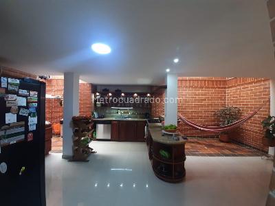 Casa de 4 alcobas en venta en Vereda San Jose, Sabaneta, 284 m² · foto 6 de 20