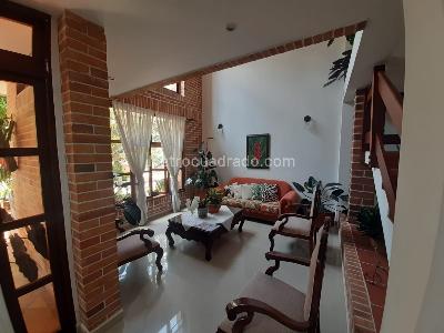 Casa de 4 alcobas en venta en Vereda San Jose, Sabaneta, 284 m² · foto 19 de 20