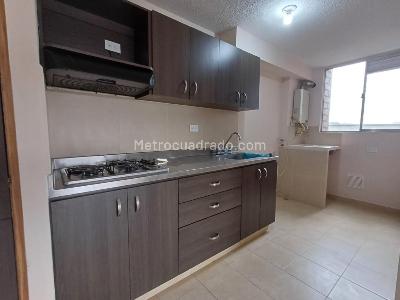 Apartamento de 3 alcobas en arriendo en Los Colegios, Rionegro, 76 m² · foto 3 de 19
