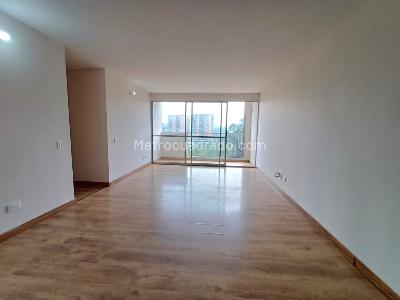 Apartamento de 3 alcobas en arriendo en Los Colegios, Rionegro, 76 m² · foto 5 de 19
