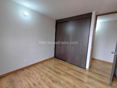 Apartamento de 3 alcobas en arriendo en Los Colegios, Rionegro, 76 m² · foto 7 de 19
