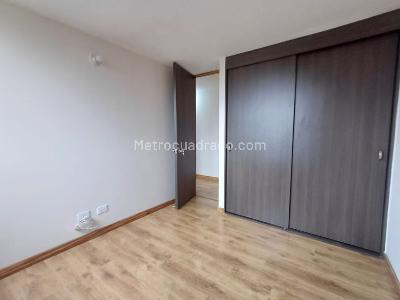 Apartamento de 3 alcobas en arriendo en Los Colegios, Rionegro, 76 m² · foto 11 de 19