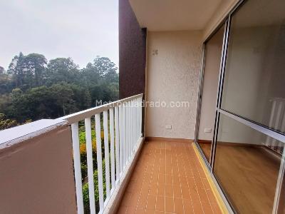 Apartamento de 3 alcobas en arriendo en Los Colegios, Rionegro, 76 m² · foto 16 de 19
