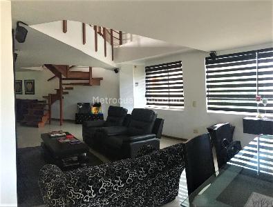 Apartamento de 4 alcobas en venta en Aves Maria, Sabaneta, 328 m² · foto 3 de 14