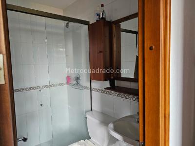 Casa de 3 alcobas en venta en Altos Del Poblado, Medellín, 1332 m² · foto 17 de 20
