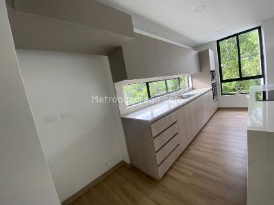 Apartamento de 2 alcobas en venta en Sajonia, Rionegro, 104 m² · foto 4 de 20