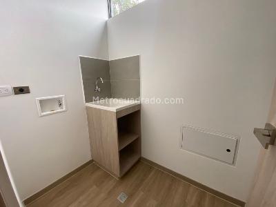 Apartamento de 2 alcobas en venta en Sajonia, Rionegro, 104 m² · foto 9 de 20