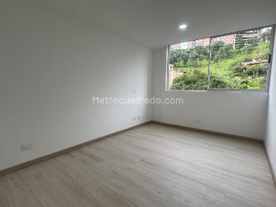 Apartamento de 2 alcobas en venta en La Doctora, Sabaneta, 69 m² · foto 11 de 20